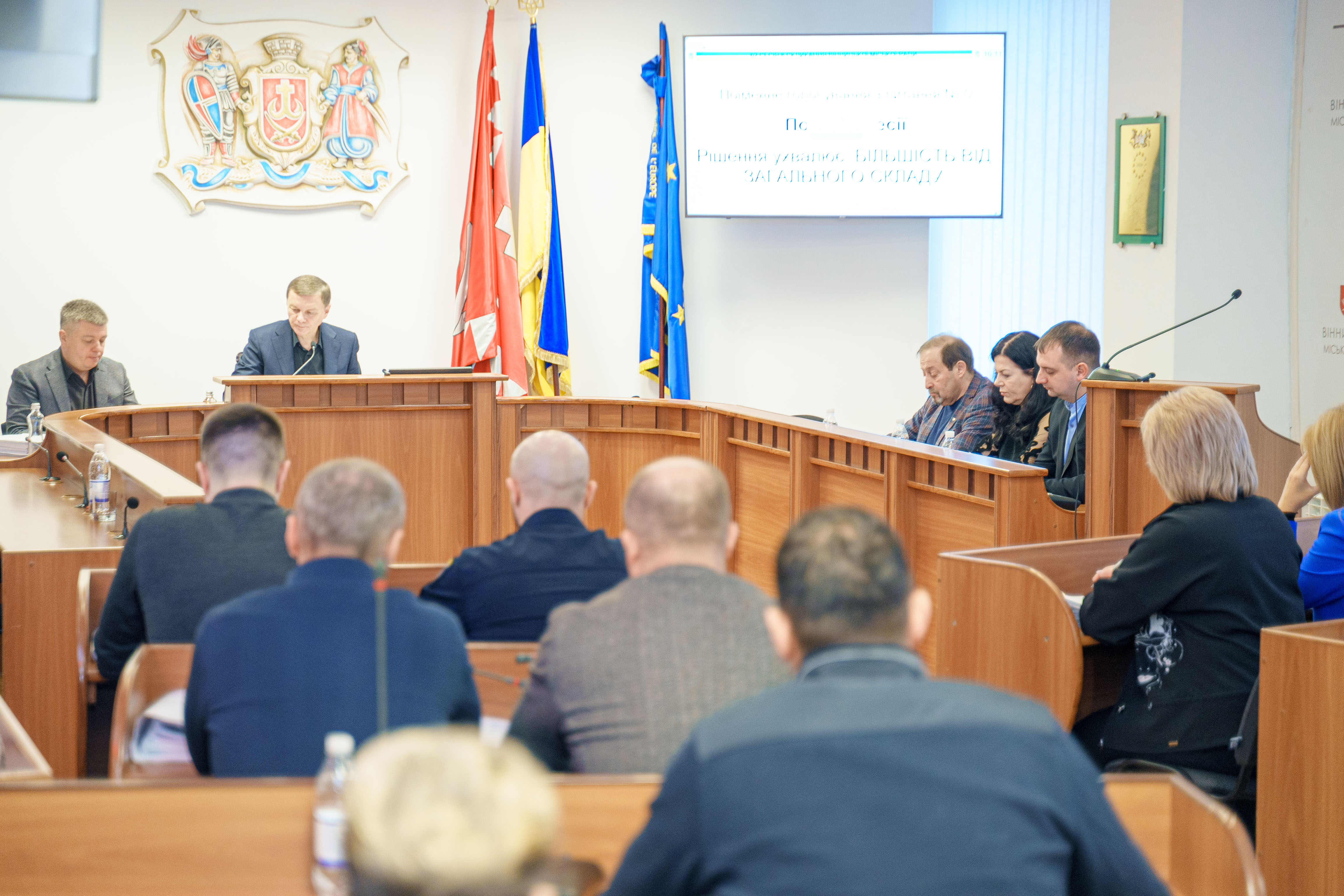 «Започатковуємо новий вид матеріальної підтримки – виплати мешканцям, житло яких зазнало пошкоджень від обстрілів», – Сергій Моргунов про рішення сесії 